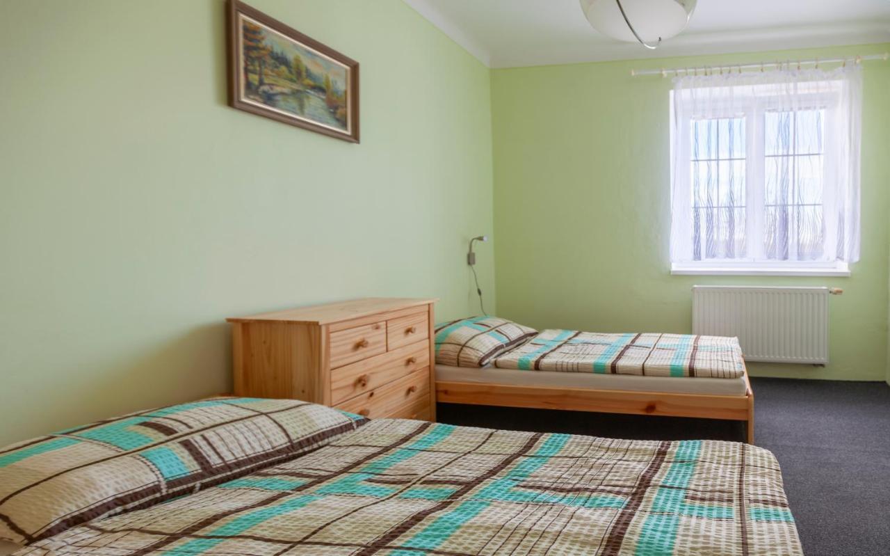 Apartmany Domek U Lesa Bítov Eksteriør billede