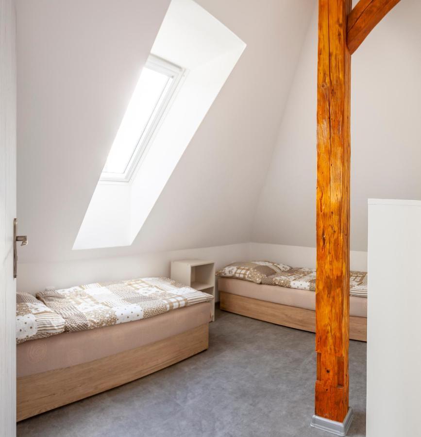 Apartmany Domek U Lesa Bítov Eksteriør billede
