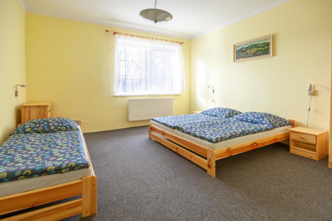Apartmany Domek U Lesa Bítov Eksteriør billede